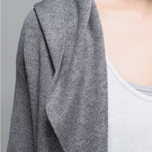 Lululemon Cabin Yogi Wrap Reversible Ribbed Cardigan - Picture 7 of 14